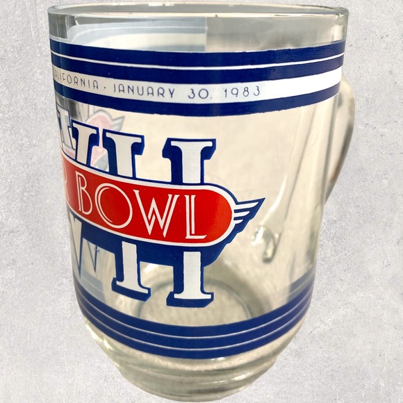 Vintage 1983 Super Bowl XVll Glass Mug - Picture 3 of 3